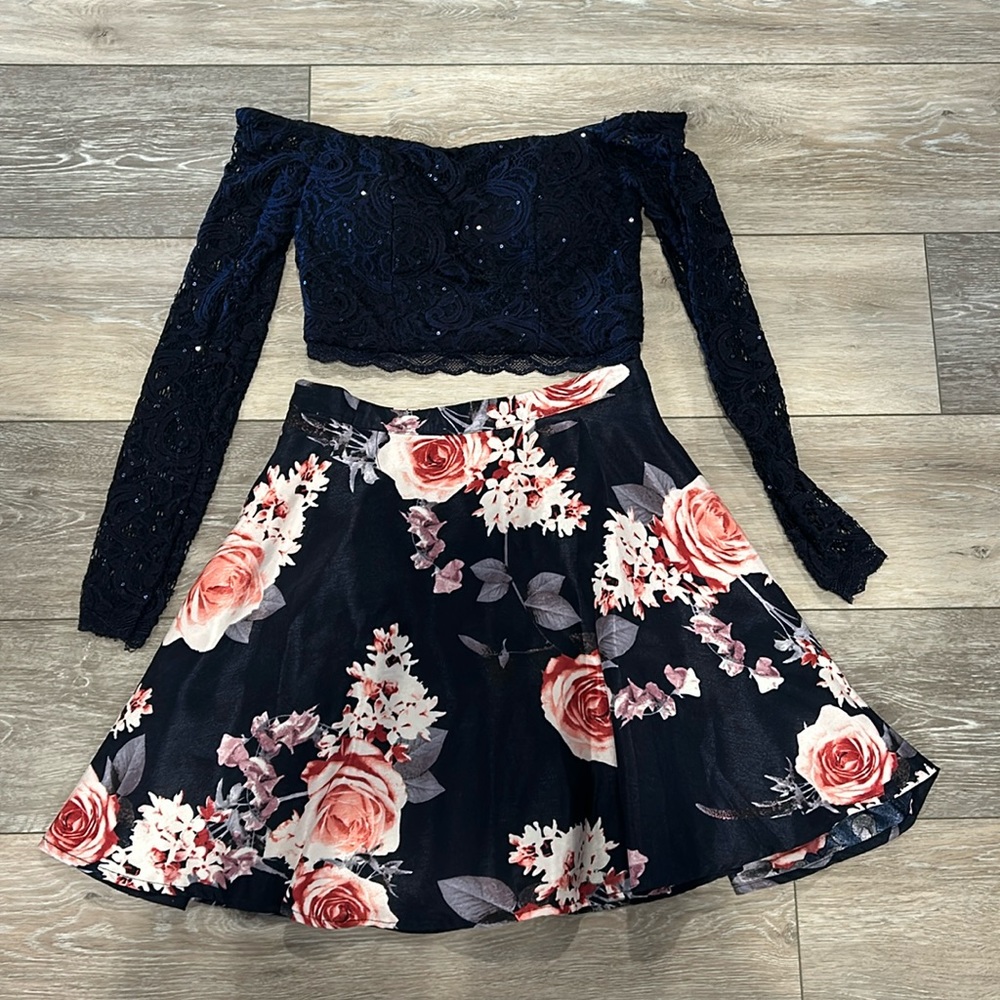 My Michelle 2 piece formal dress. Size 5